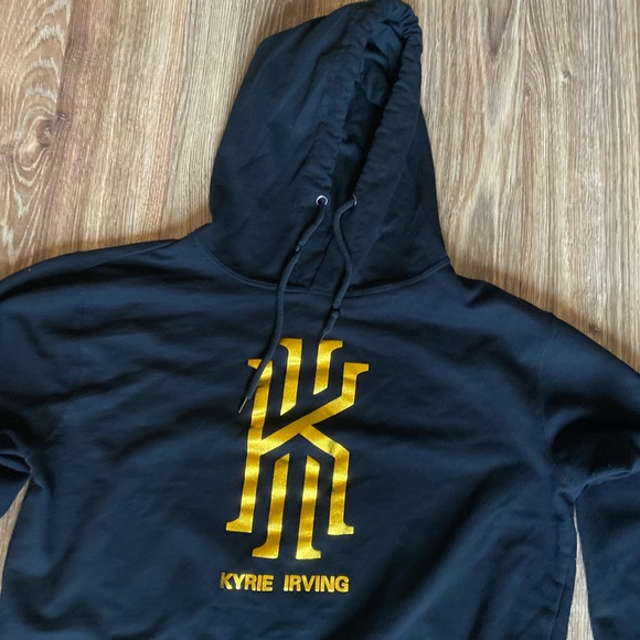 Kyrie Irving 2 Logo Gold and Black Hoodie - Picture 3 of 7